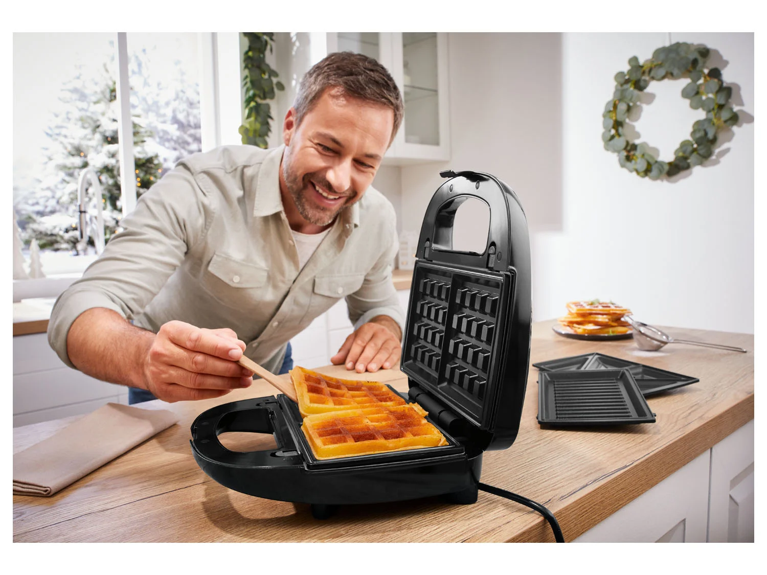 Sanduicheira SILVERCREST® KITCHEN TOOLS »SSMW 750 D2«, 3 em 1, com placas removíveis