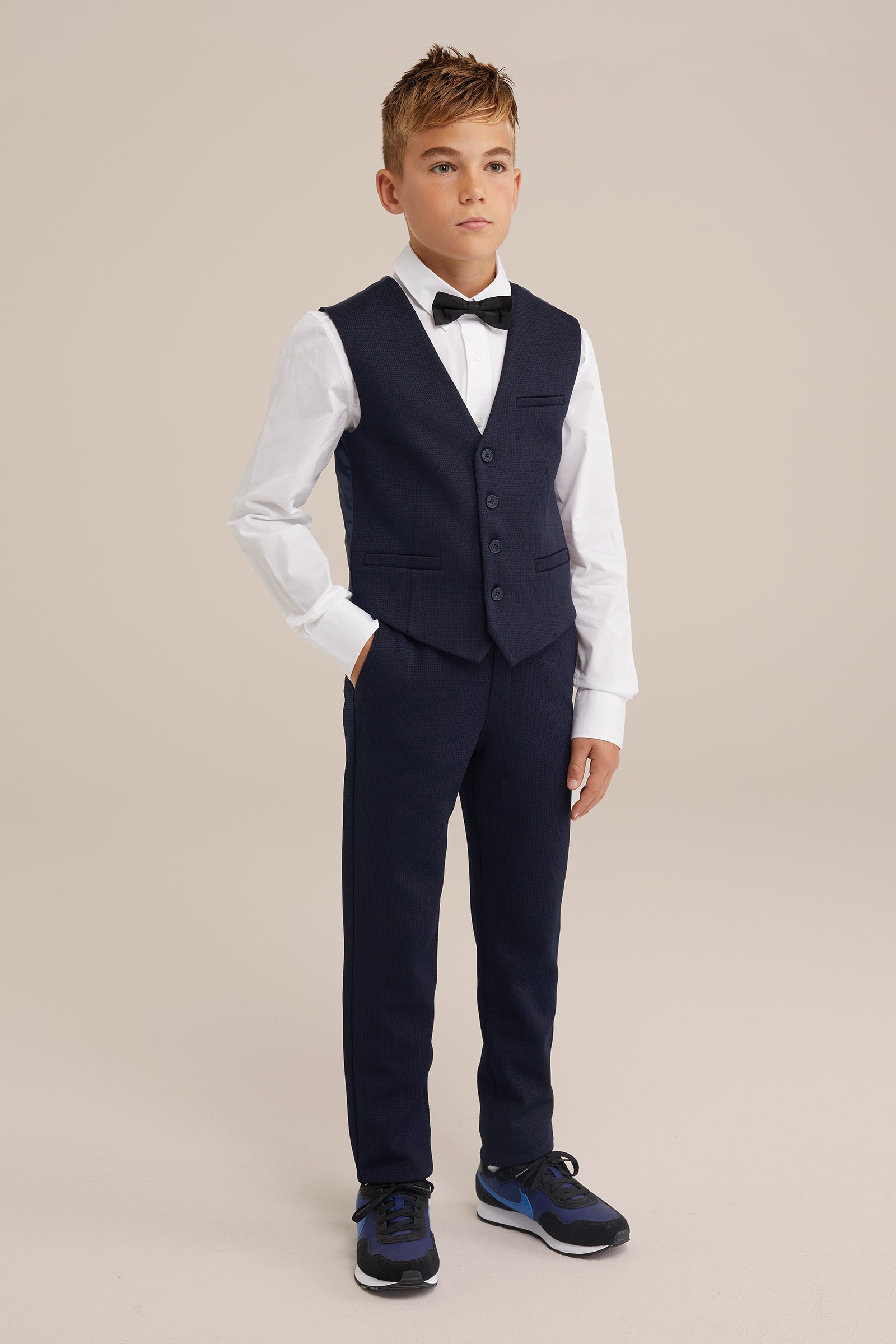 Jongens slim fit gilet met structuur WE Fashion Donkerblauw