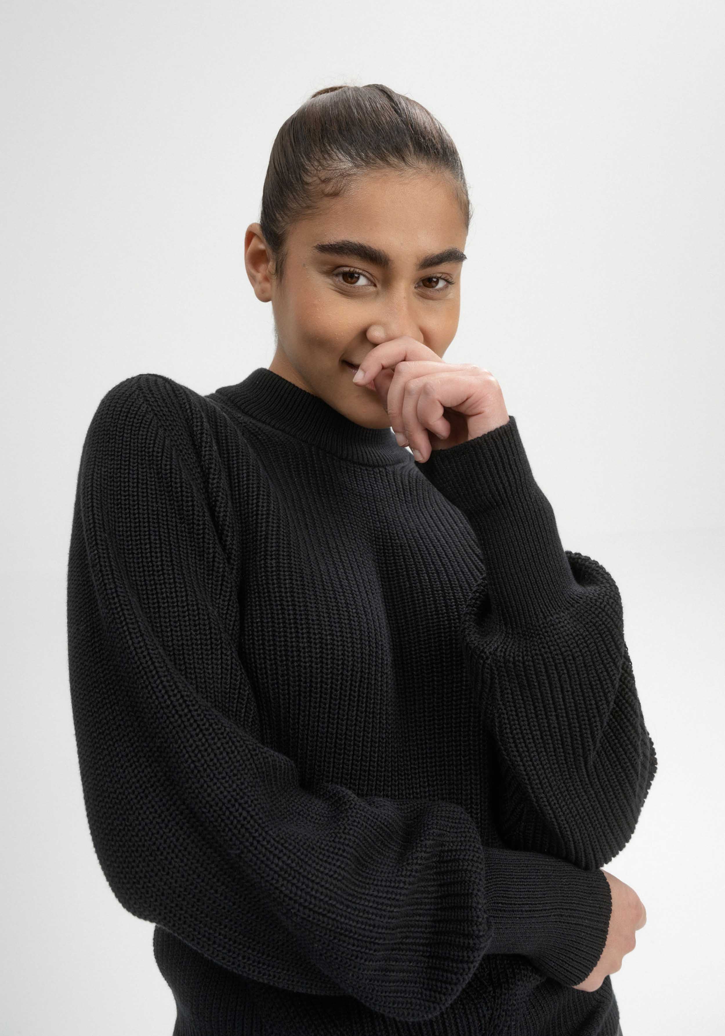 Mela Strickpullover Riya Schwarz