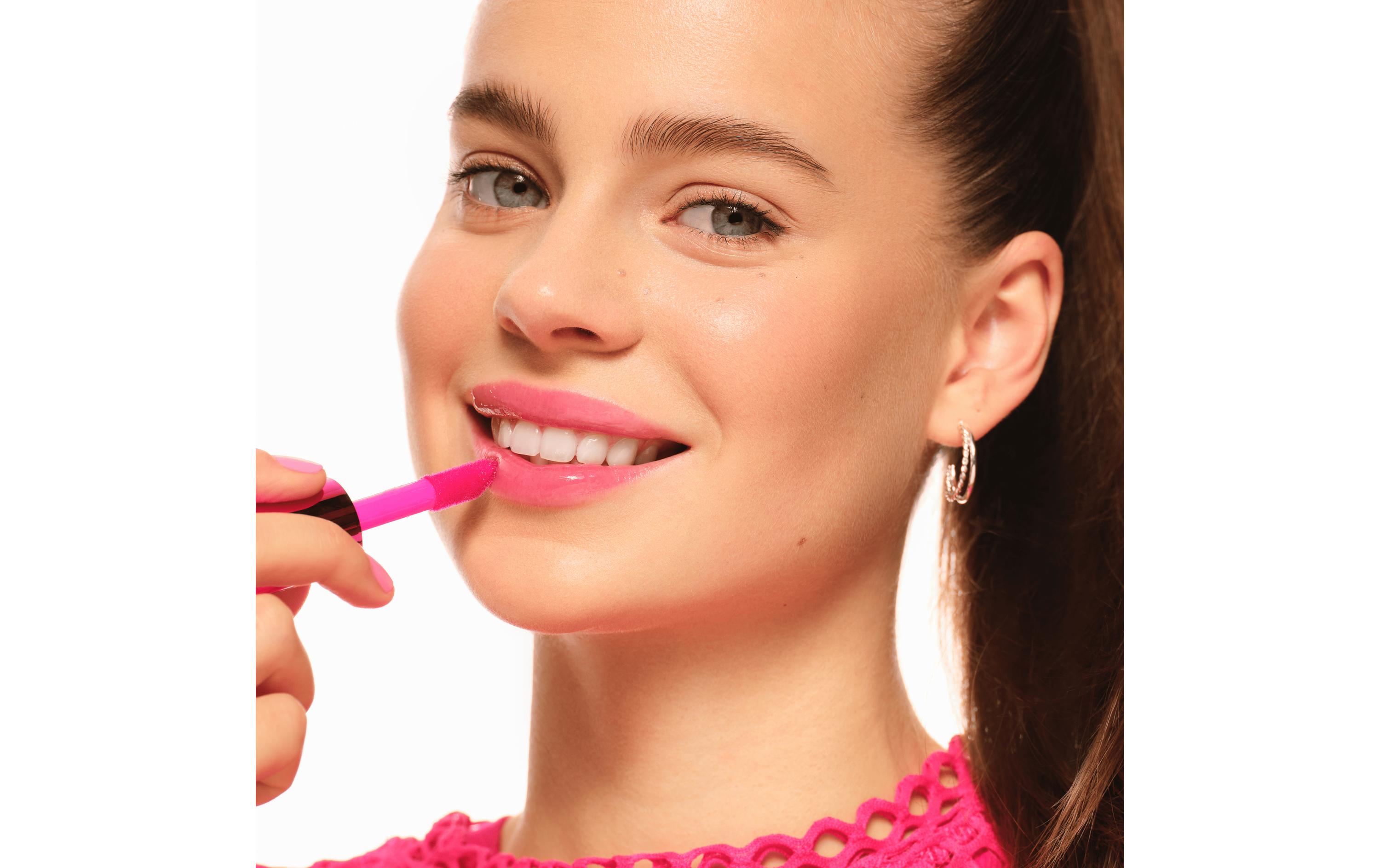 Lip Booster Hydra Kiss 06 Cranberry Is BackPflegendes Lippenöl in einem transparenten Farbton mit einem Hauch von Rosa