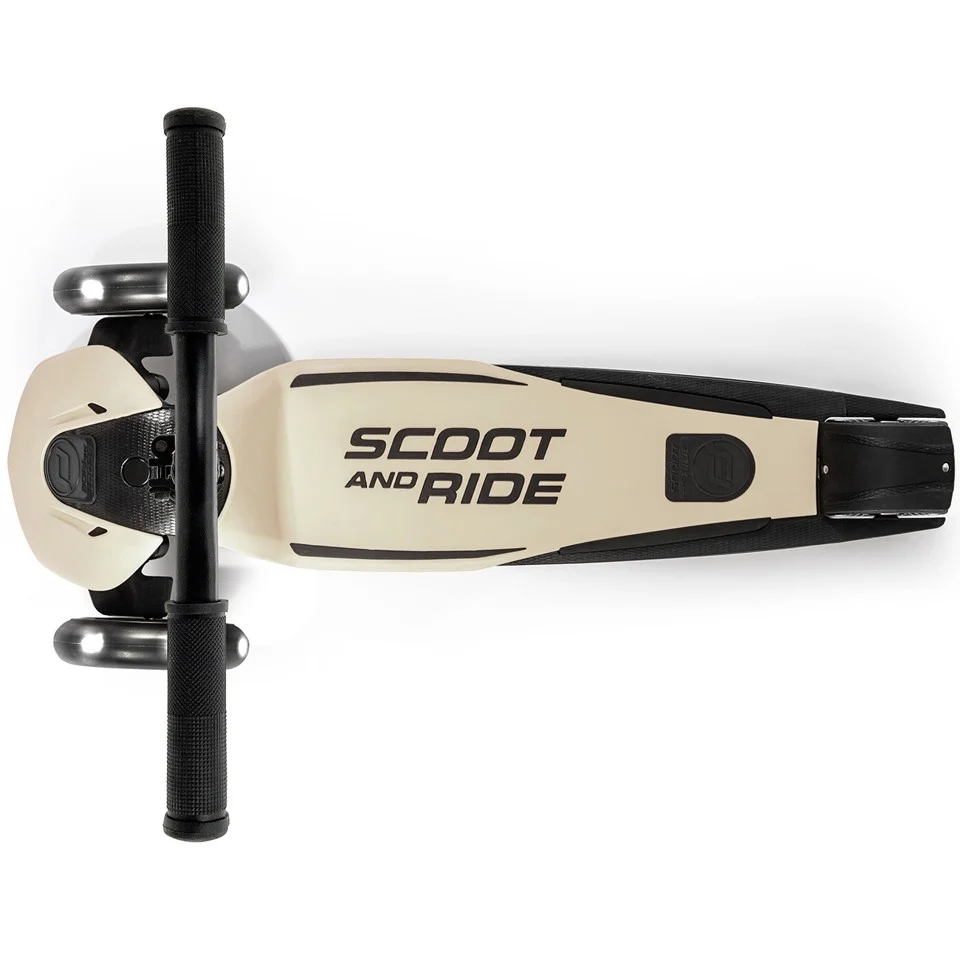 Scoot and Ride - Highwaykick 5 LED - Ash