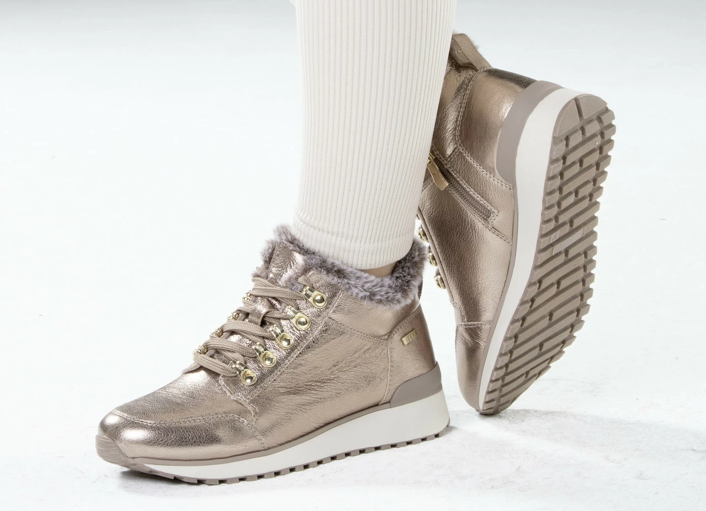 ELENA EDEN Schnür-Bootie mit flauschigem Plüschkragen