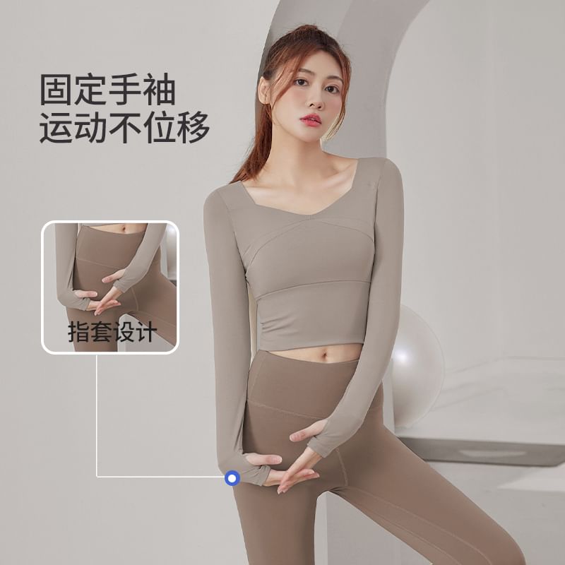 FAYE - Sportief T-shirt met lange mouwen en effen kleur / Yogabroek / Set