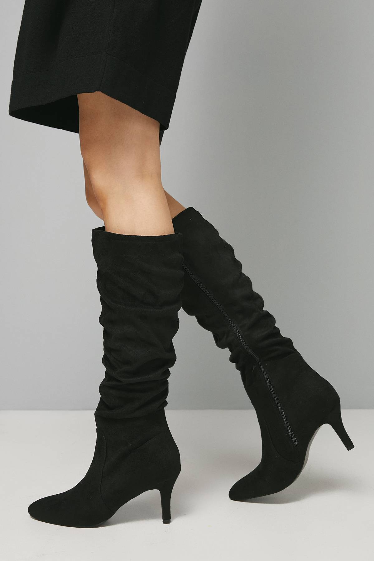 Wallis Bottes Montantes Pointues à Talon Moyen Hista Froncées