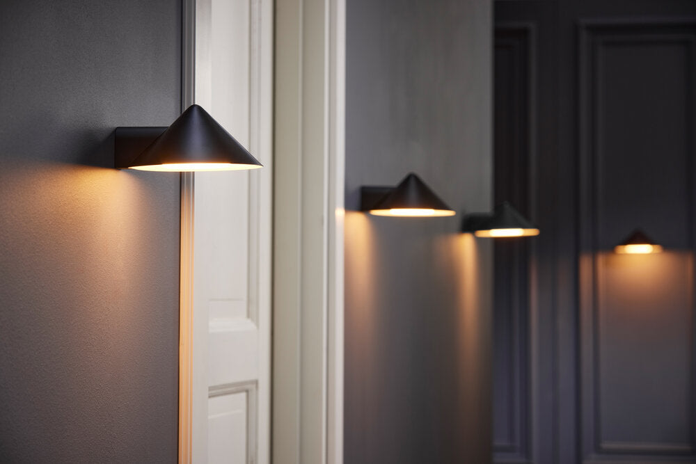 Frandsen  Grasp Wall væglampe - Matt Black