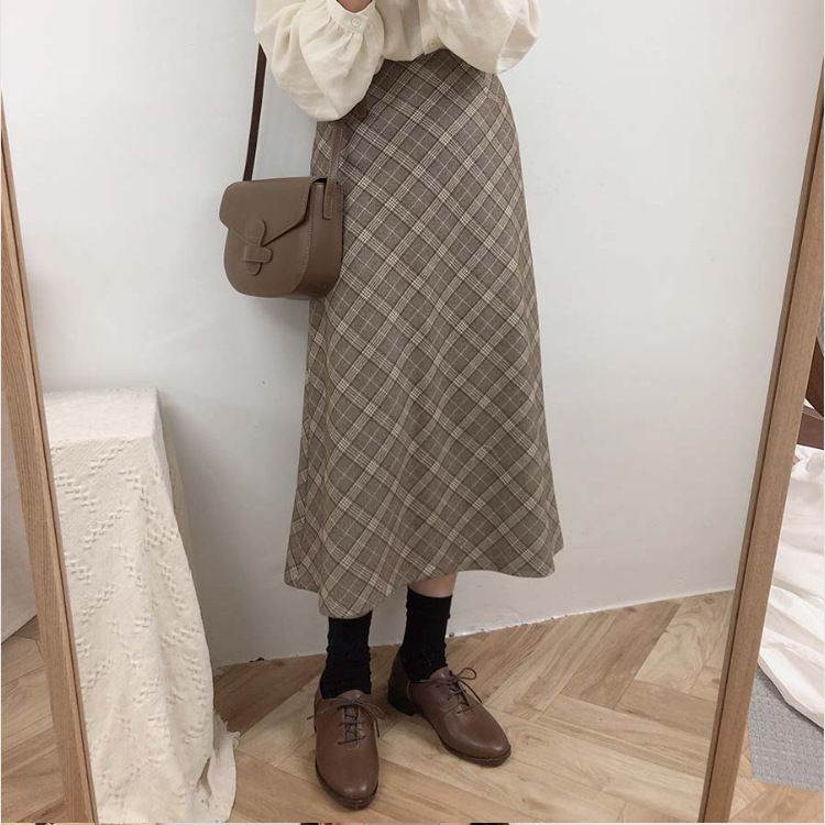 Bakli - Trui met vest / geruite midi-A-lijn rok / blouse