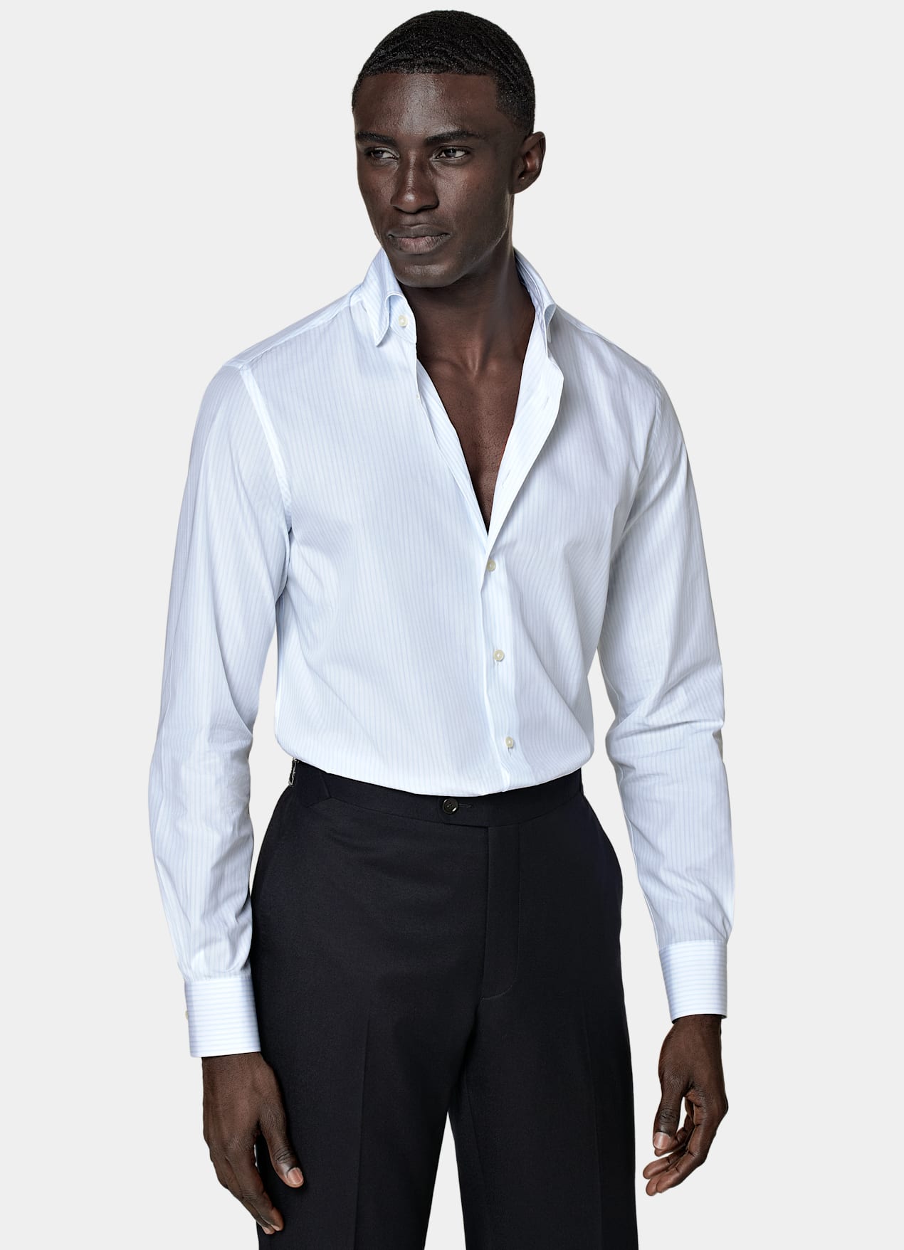 Chemise coupe ajustée en popeline bleue à rayures