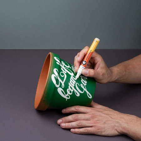 Molotow One4All 227HS 4 mm by MolotowAcrylmarker - signalschwarz - 4 mm