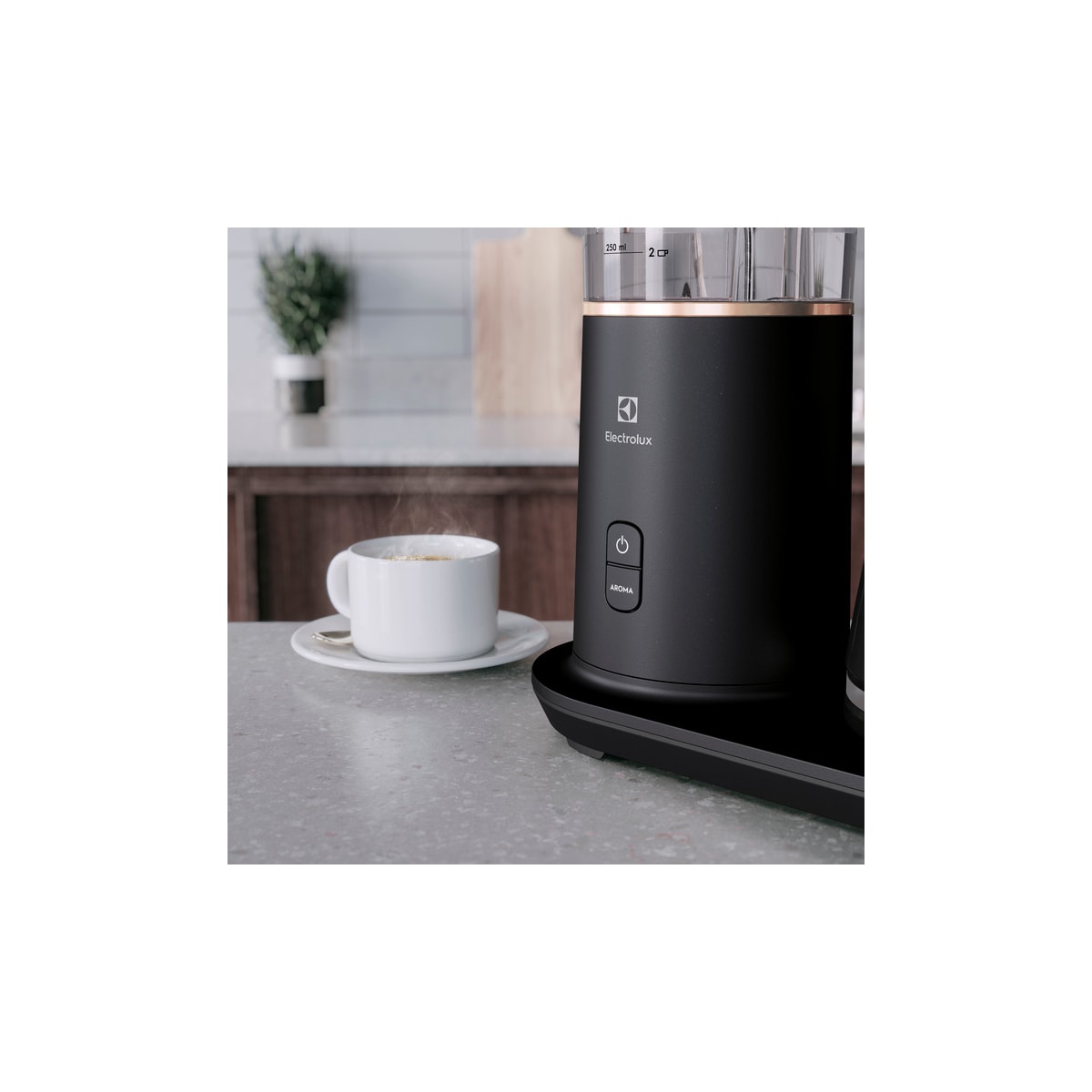 Electrolux Explore 7 kaffemaskin E7CM14GB
