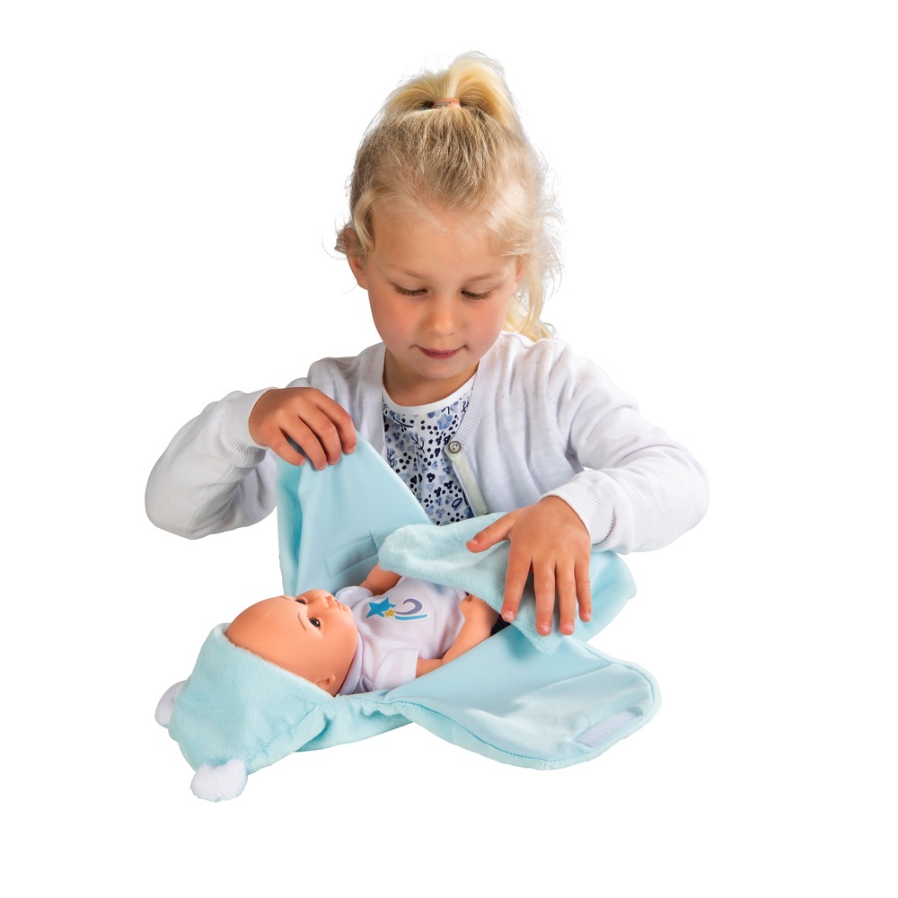 Kuschelige hellblaue Puppe