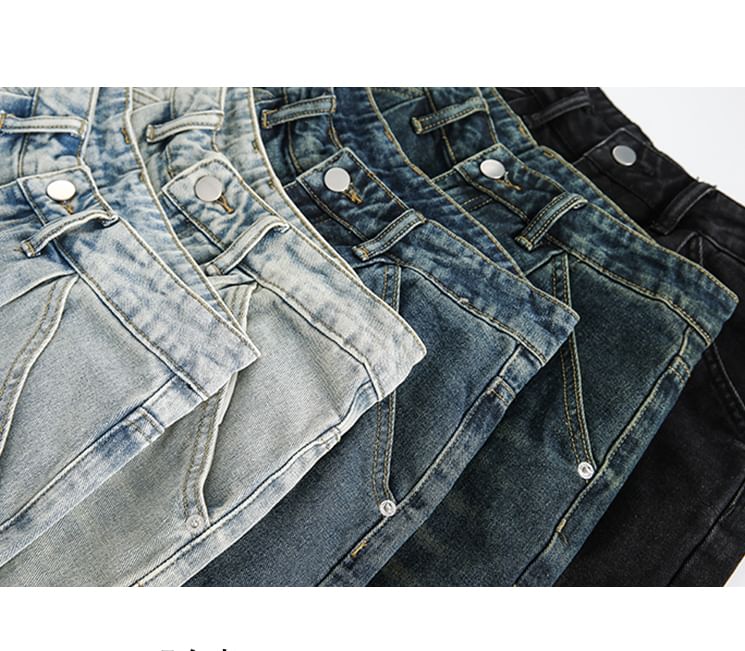 Sagidolls - Mid Rise Washed Denim Shorts