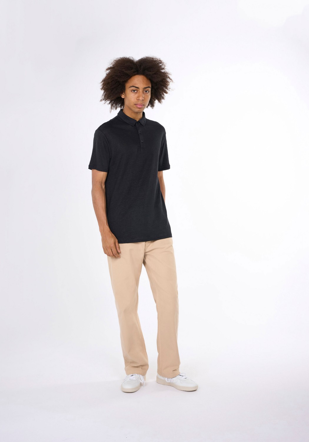 Knowledge Cotton Apparel Leinen Poloshirt Black Jet