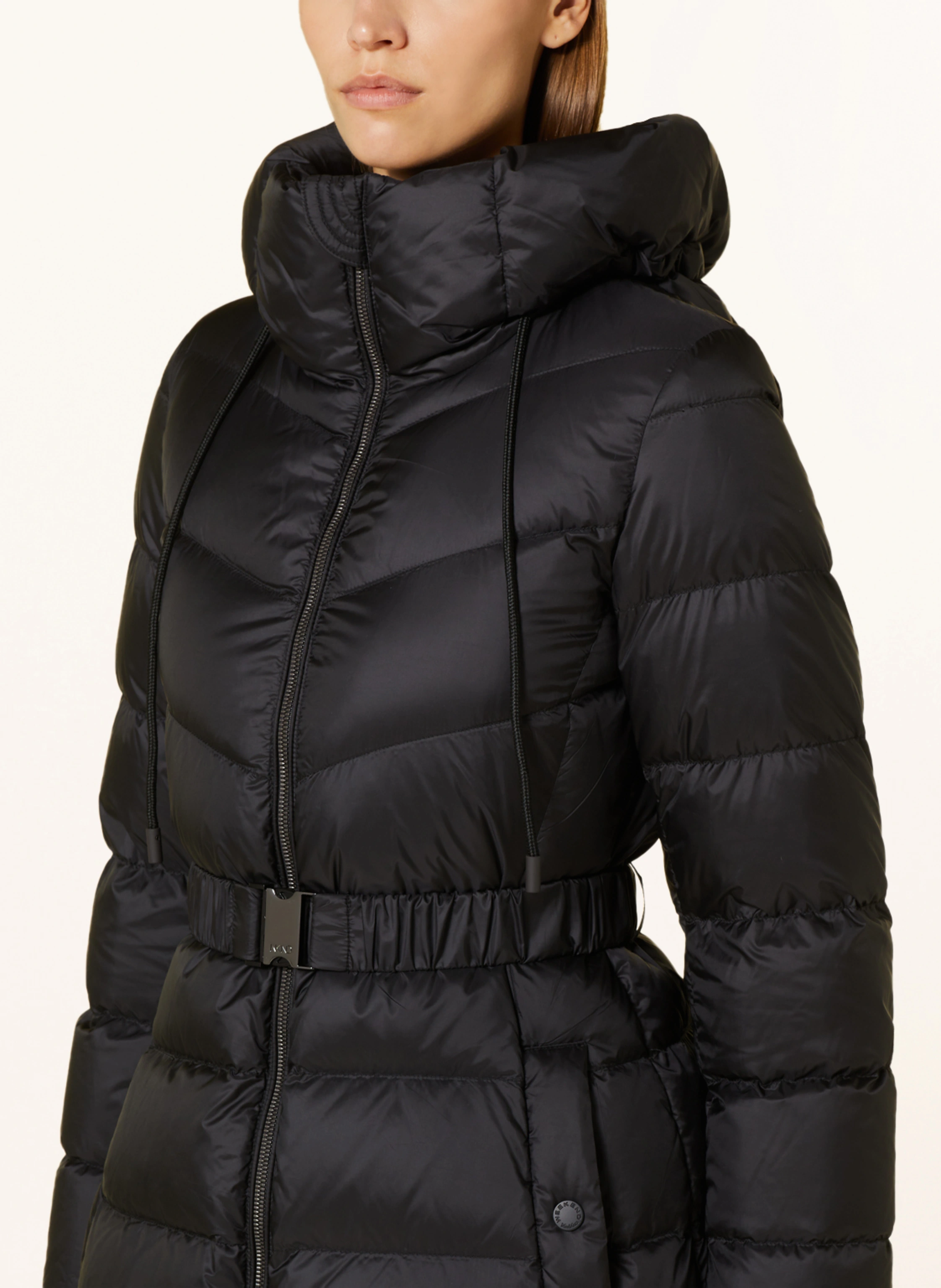 WEEKEND Max Mara Daunenmantel MIA
