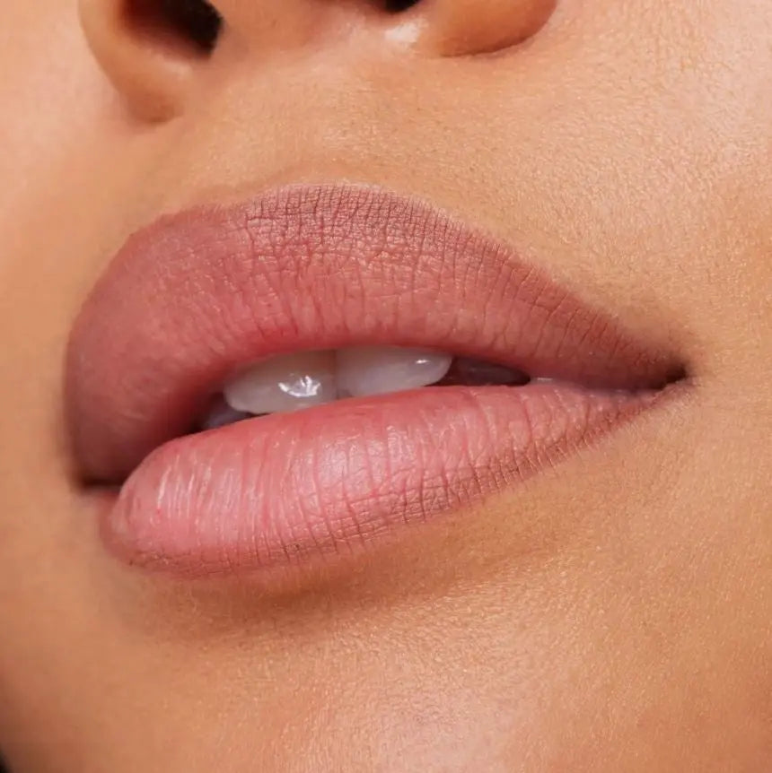 8h Matte Comfort Lipliner 01 Cinnamon Spice