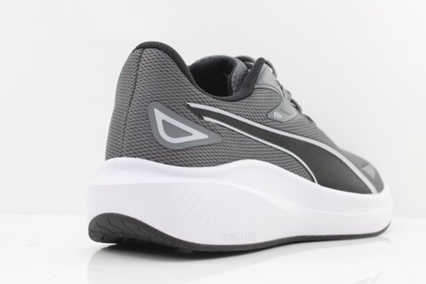 PUMA Skyrocket light