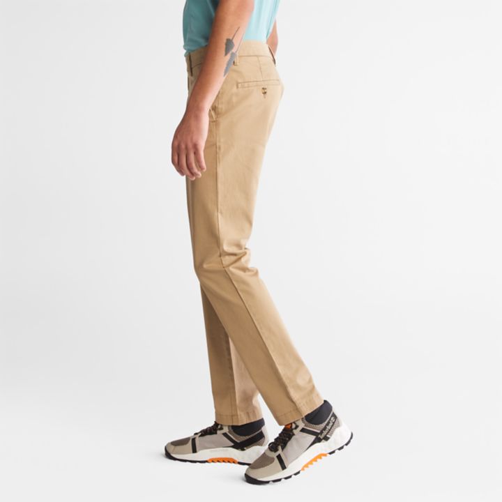 Calças chino elásticas Sargent Lake para homem na cor cáqui.