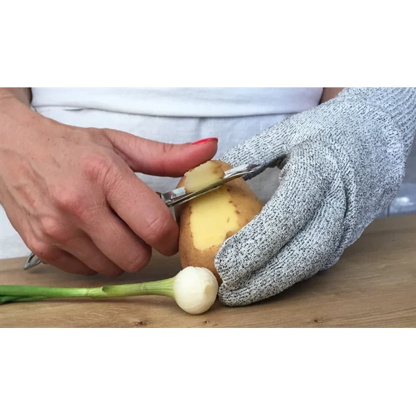 Lot mandoline V 5 lames et gant contre les coupures Mathon