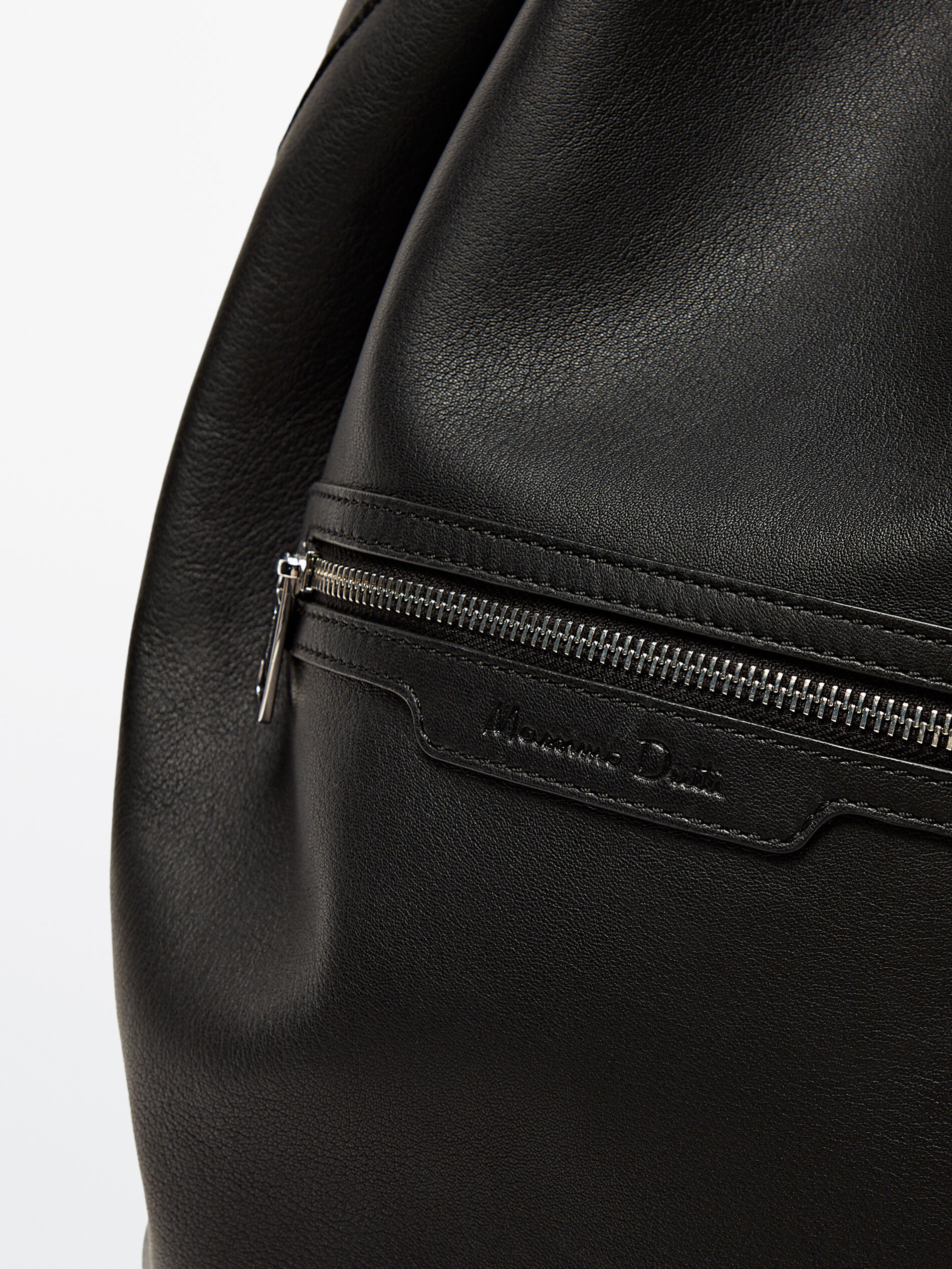 capa negra piel - NEGRO