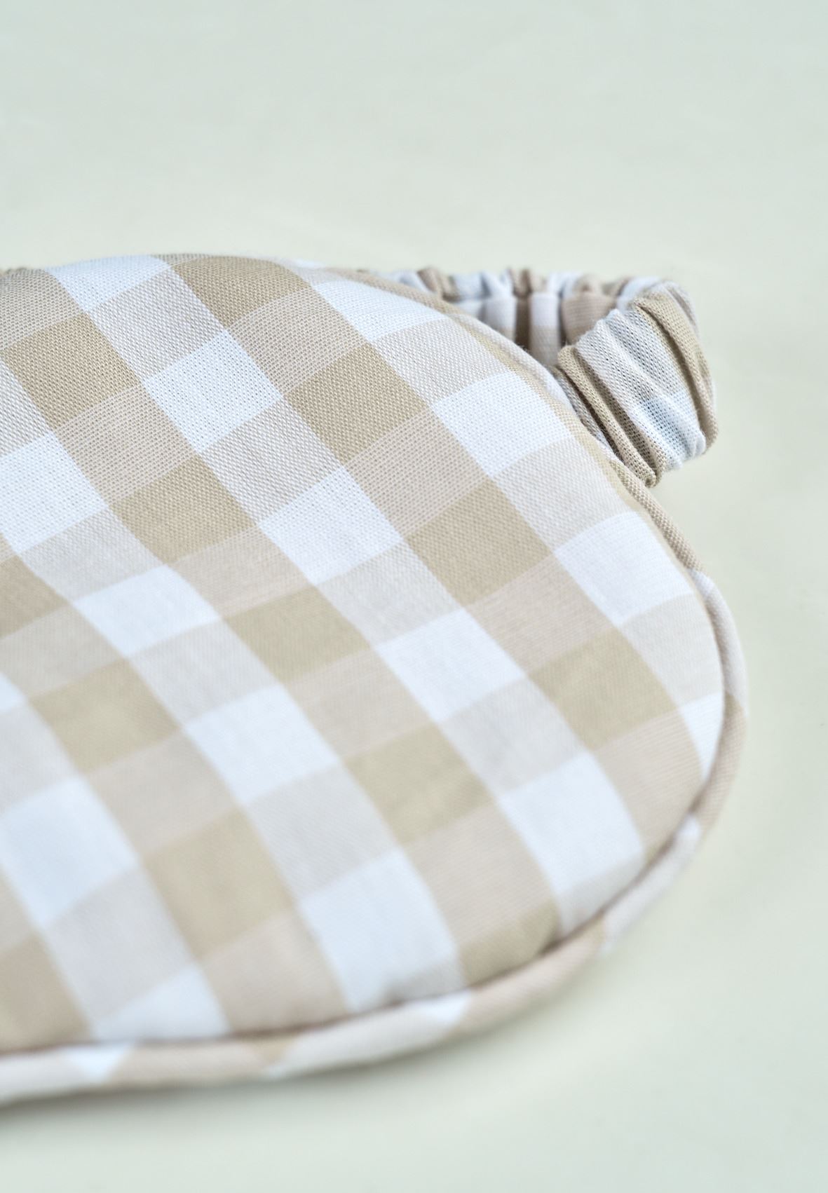 Sovemaske beige - 9x20 cm