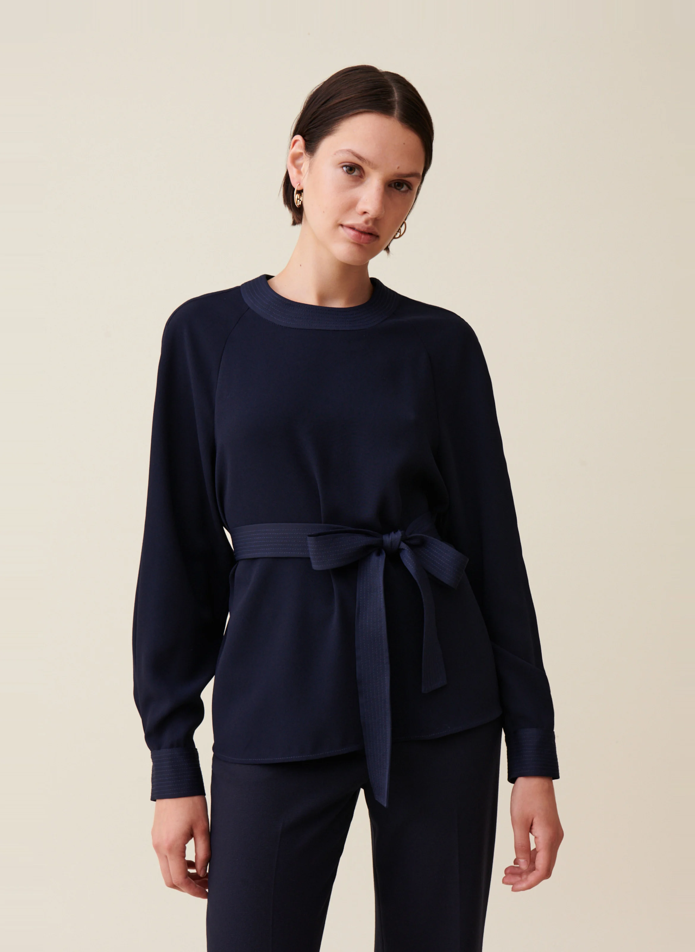 Blouse fluide ceinturée| Bleu