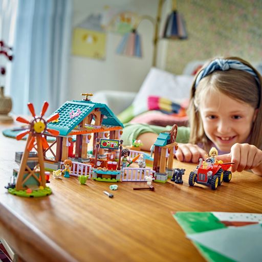 LEGO Friends Dyrereservat På Bondegården - 42617