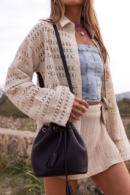 Beige gehaakte blouse met flared mouwen
