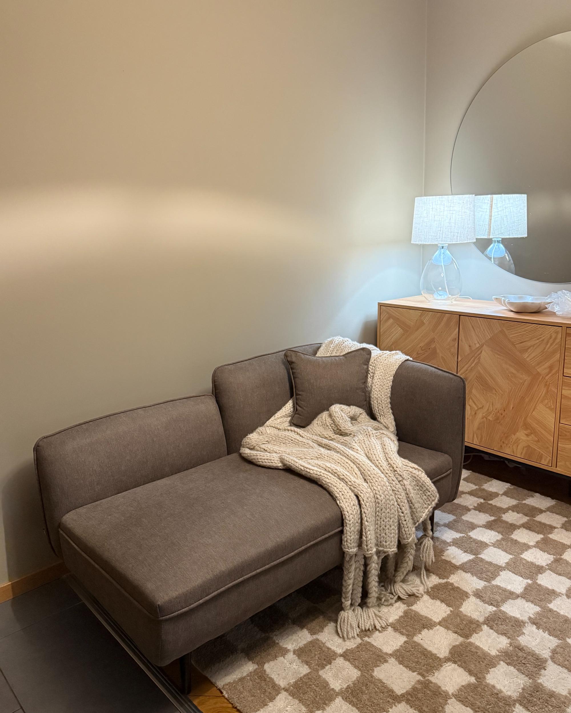 Rechtszijdige chaise longue CHEVANNES Stof Lichtbruin
