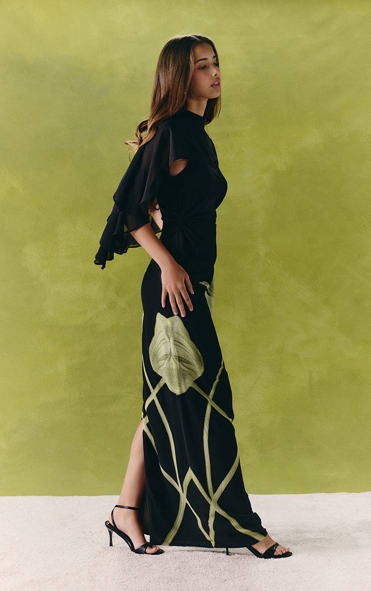 Noir Robe Longue À Superposition Cape En Mousseline À Imprimé Floral