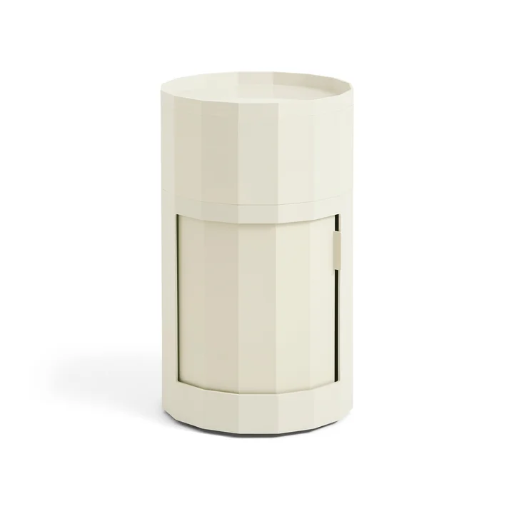 HAY - Facet Cabinet mit Füssen und Rollen, hoch, eggshell