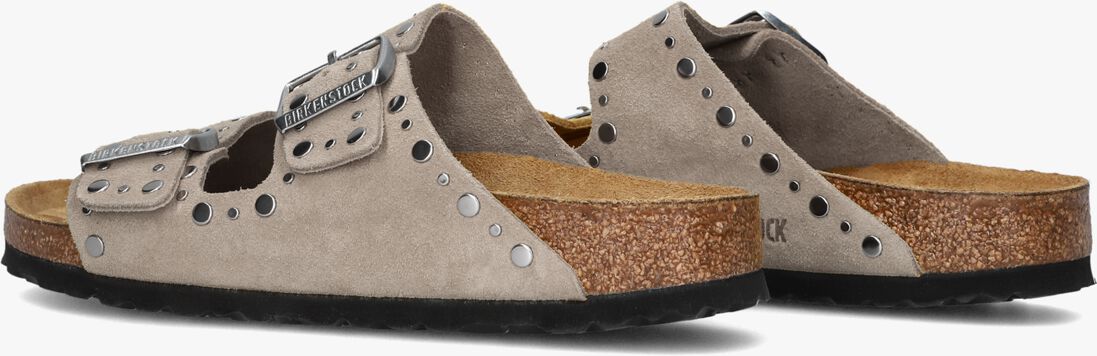 beige birkenstock teenslippers arizona rivet border