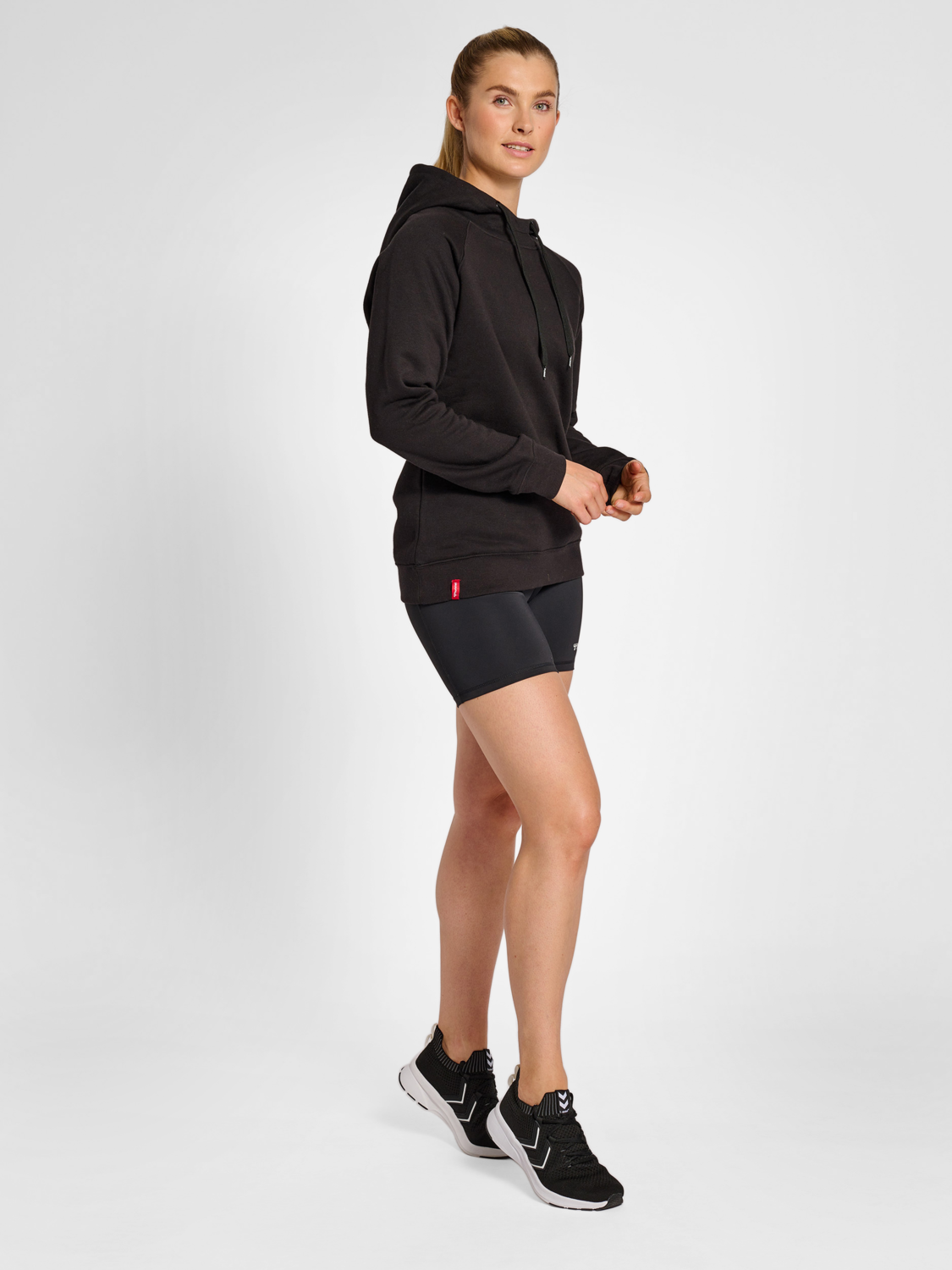 hmlRED HEAVY HOODIE WOMAN