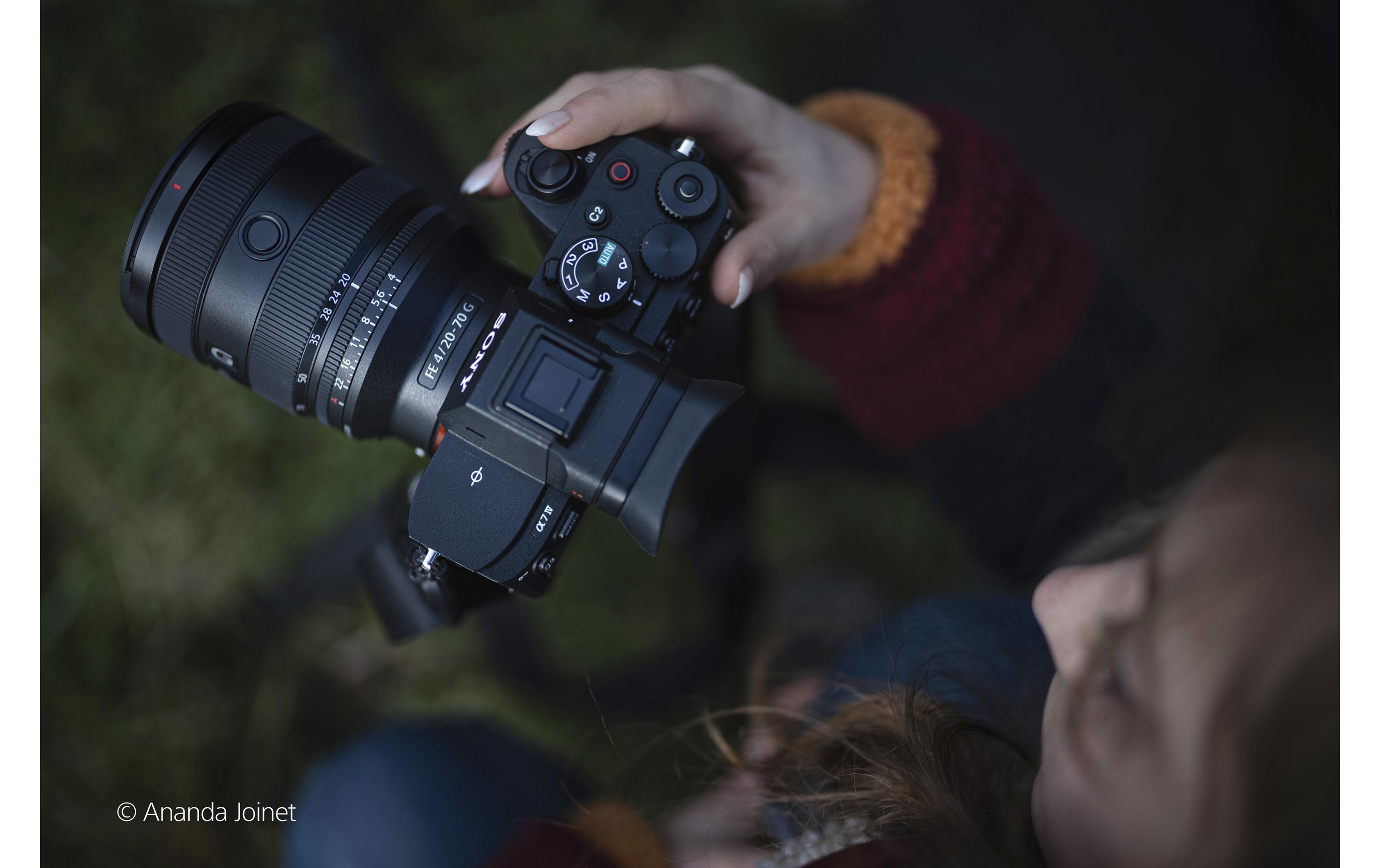 Zoomobjektiv FE 20–70mm F/4 G Sony E-Mount<br>Kompakter, leichter Standard-Zoom mit einem Brennweitenbereich zwischen extrem weiten 20mm bis 70mm
