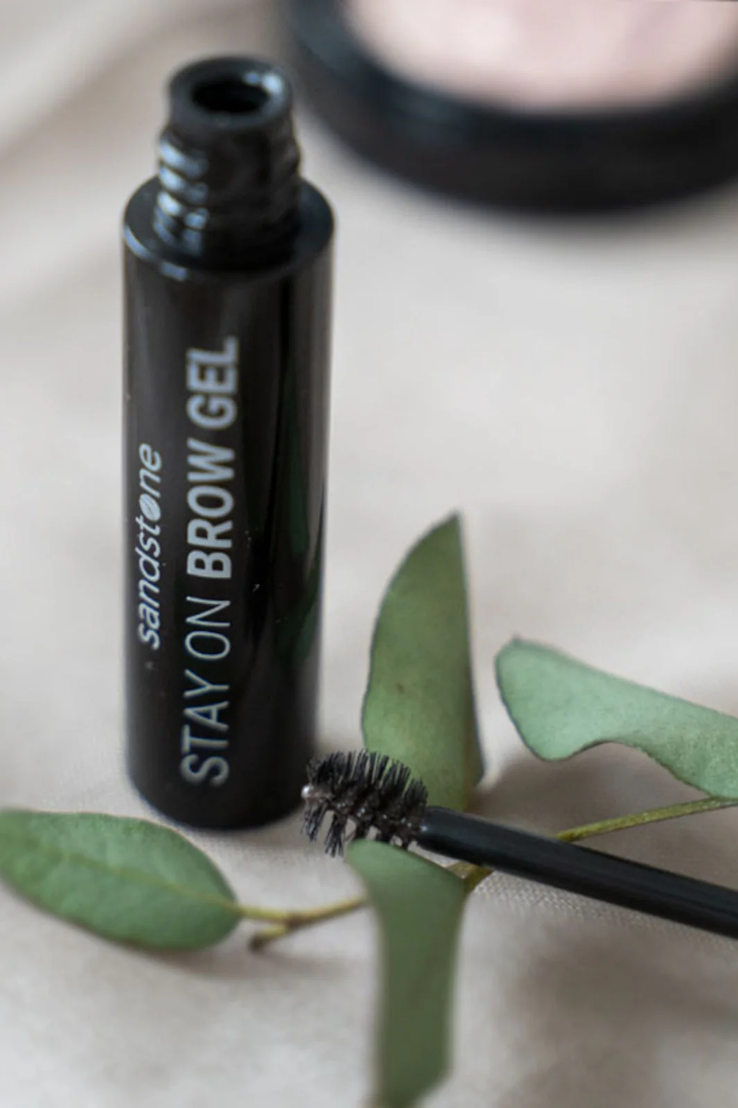 Sandstone Stay On Brow Gel
