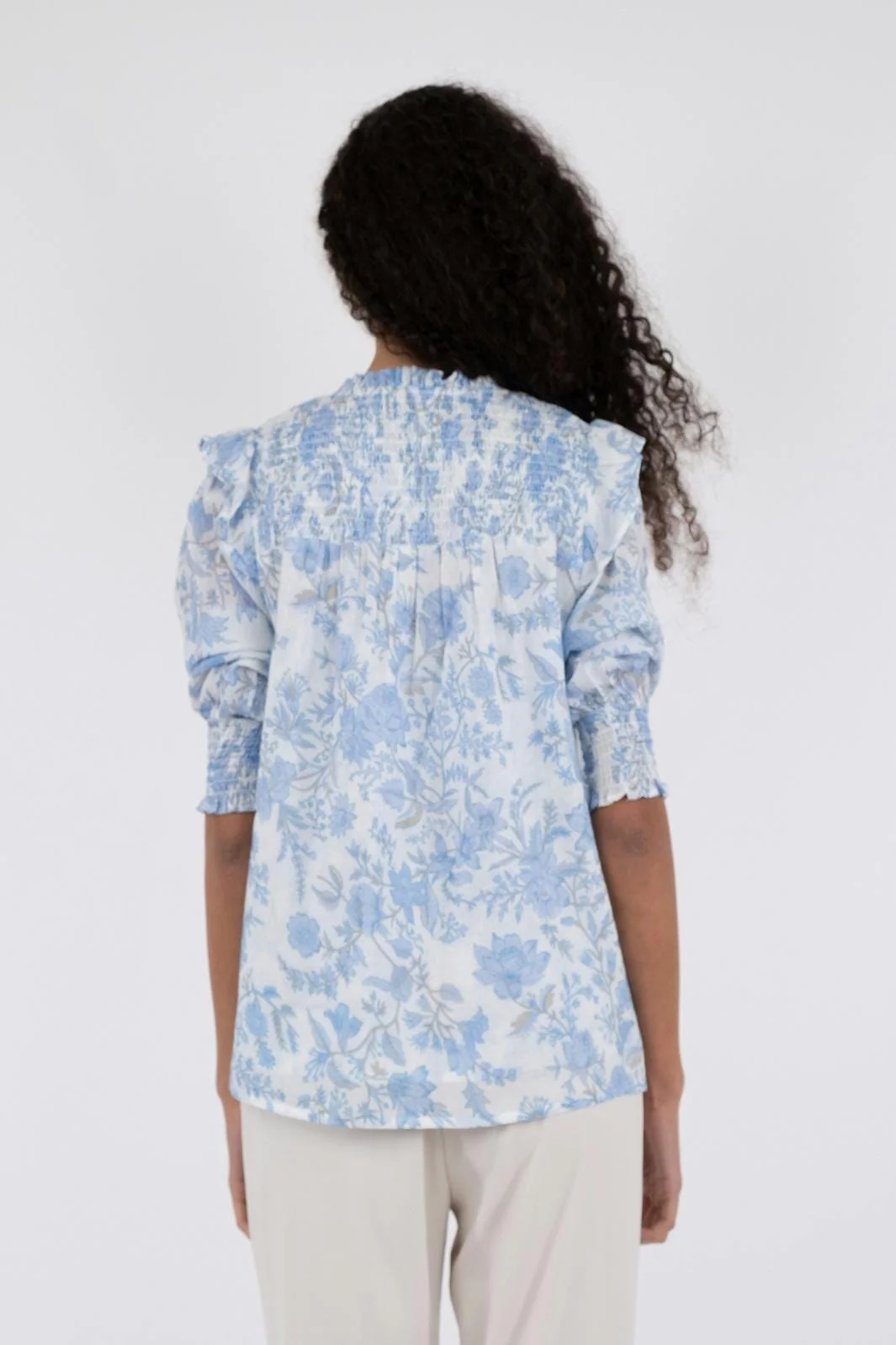 Neo Noir Davina Rose Field Blouse light blue