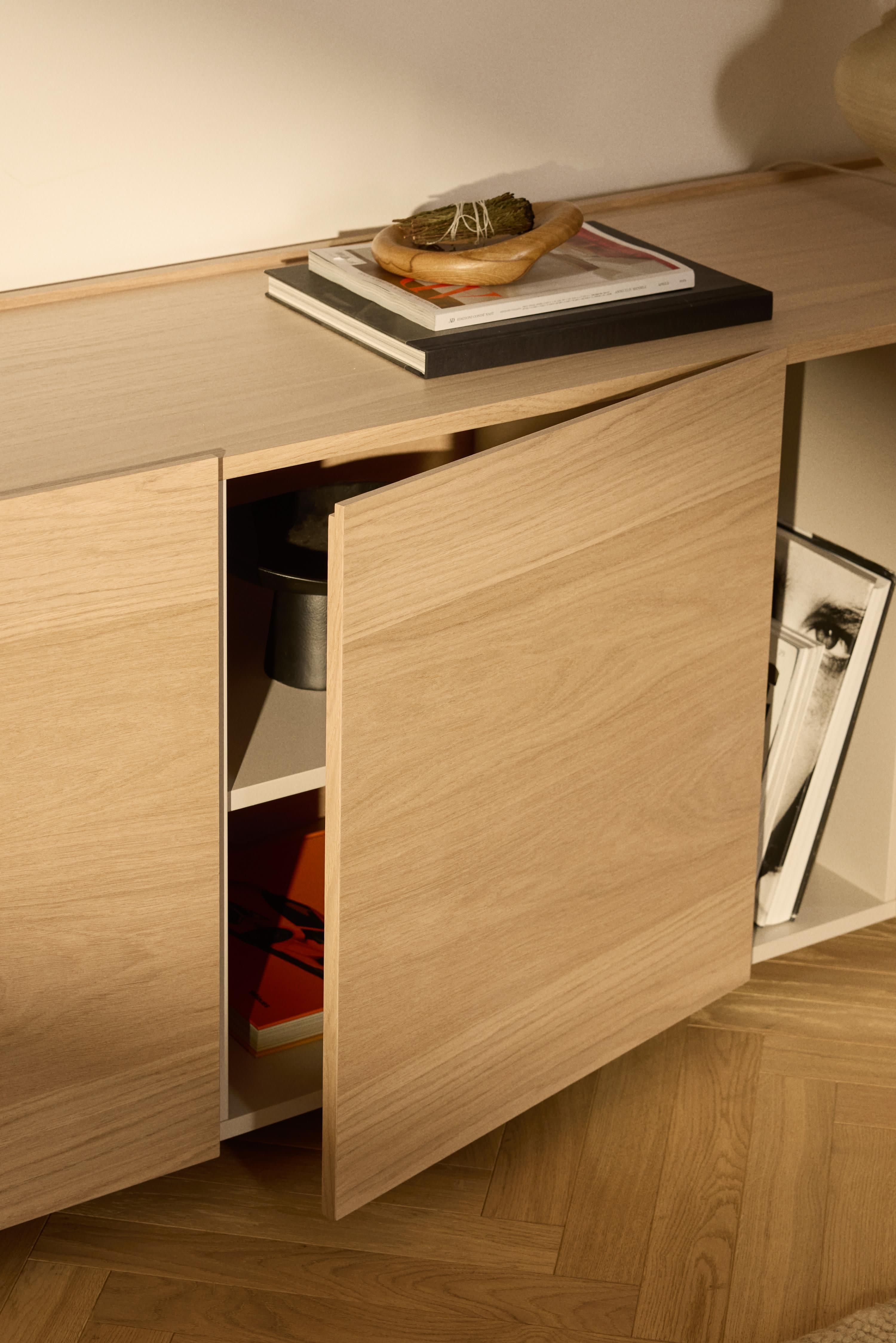Houten dressoir Larsen