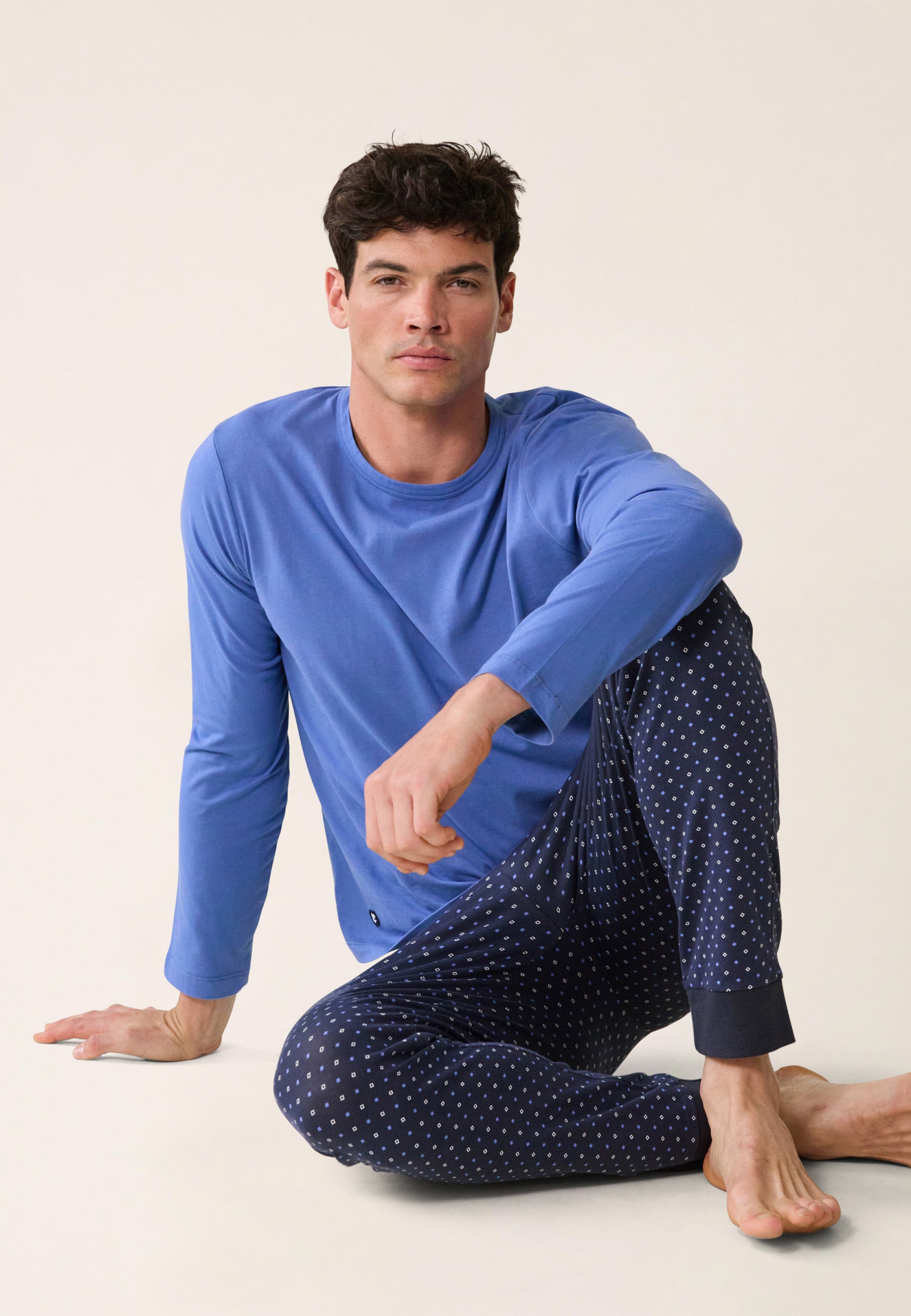 Ensemble Pyjama T-shirt et Pantalon en coton-Ensemble Pyjama James Cravate Marine