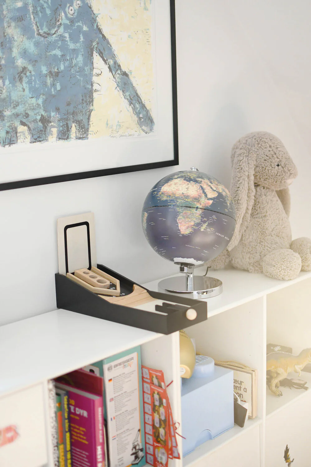 Bahne Interior  Globus med lys, blå/sølv - H 31cm
