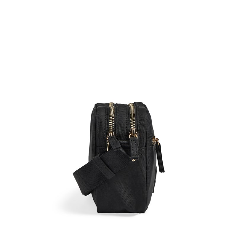 Markberg<br>Crossbody Block