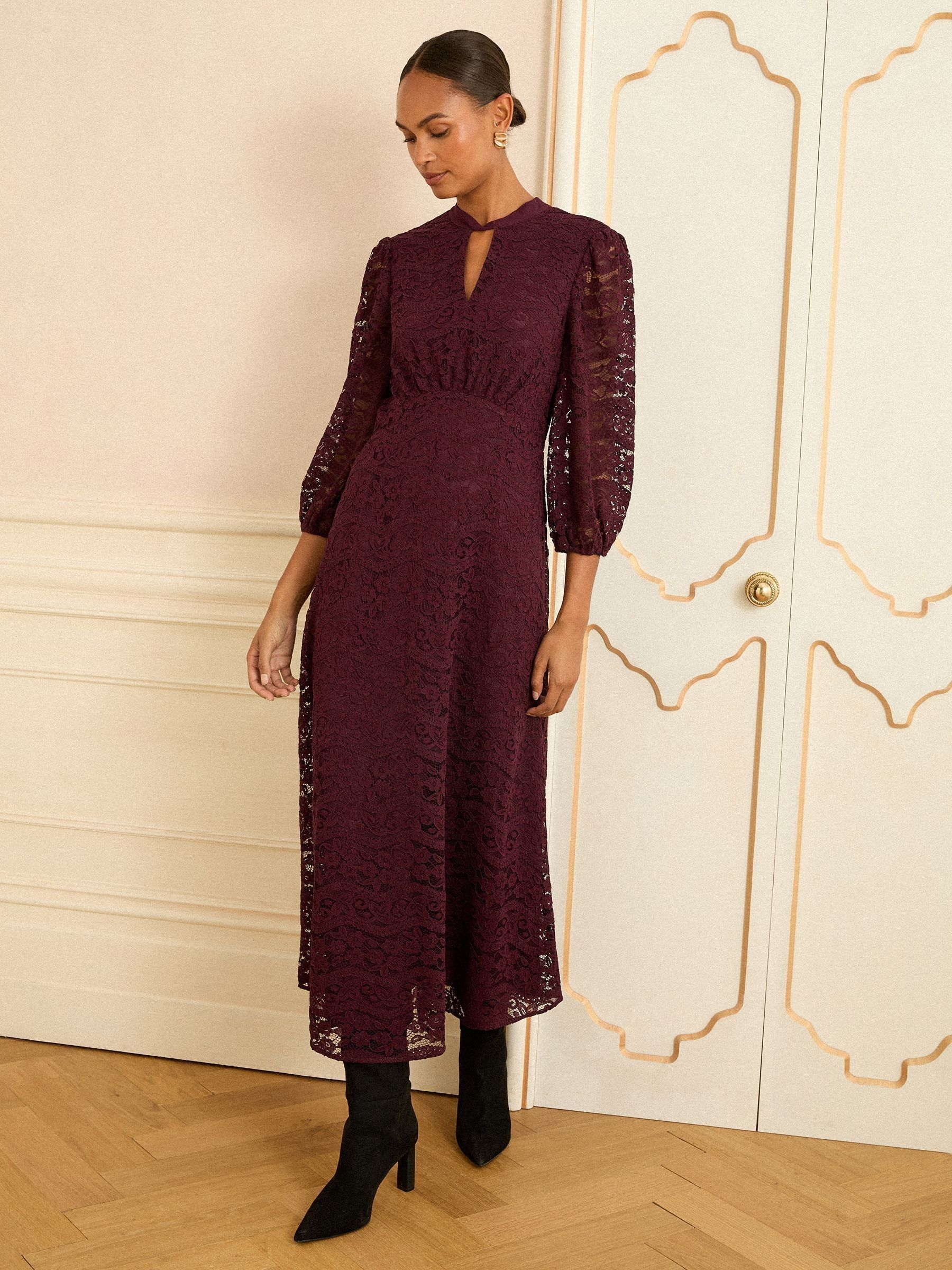 Bordeauxrood - Love & Roses - Hoogsluitende kanten midi-jurk