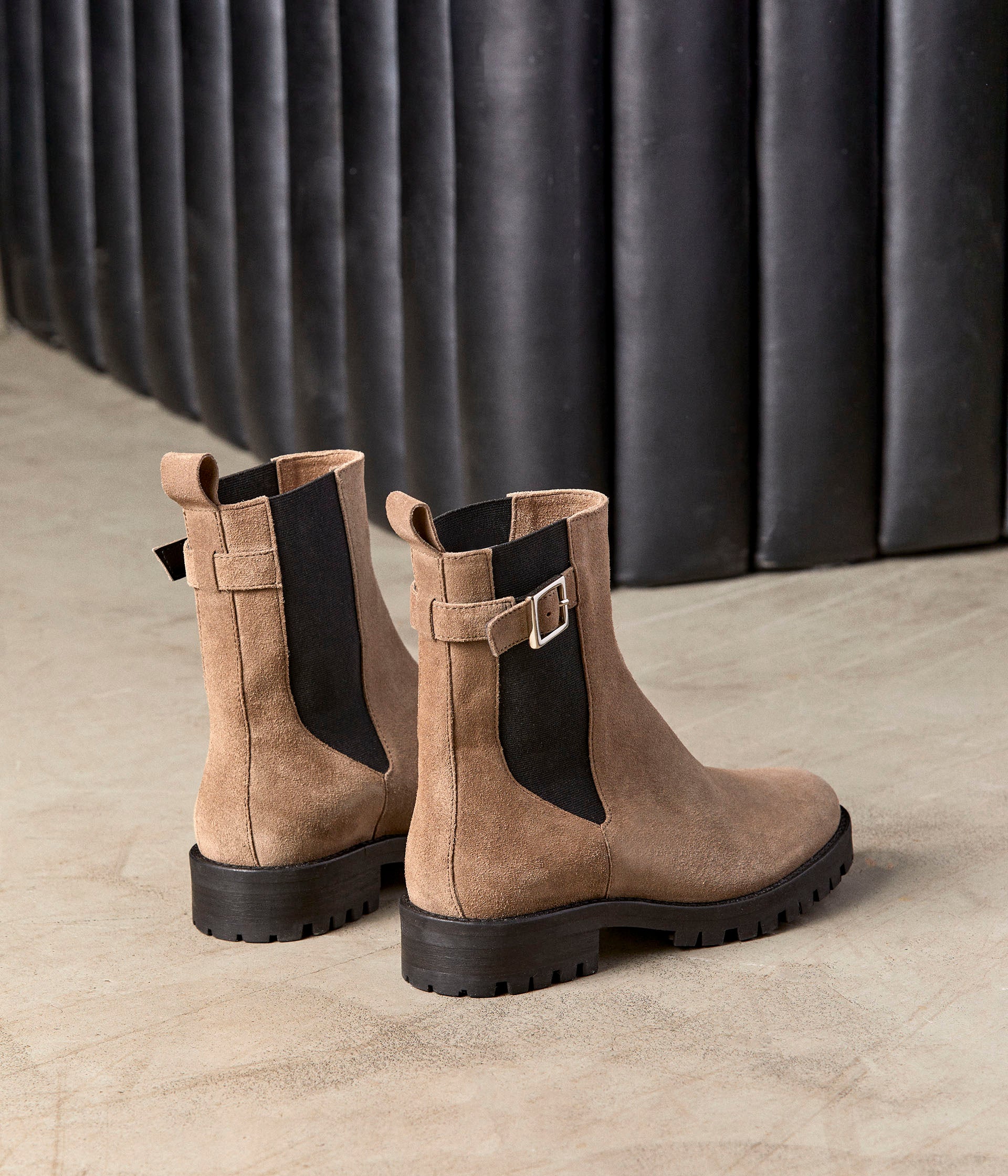 Boots taupe à brides Norma