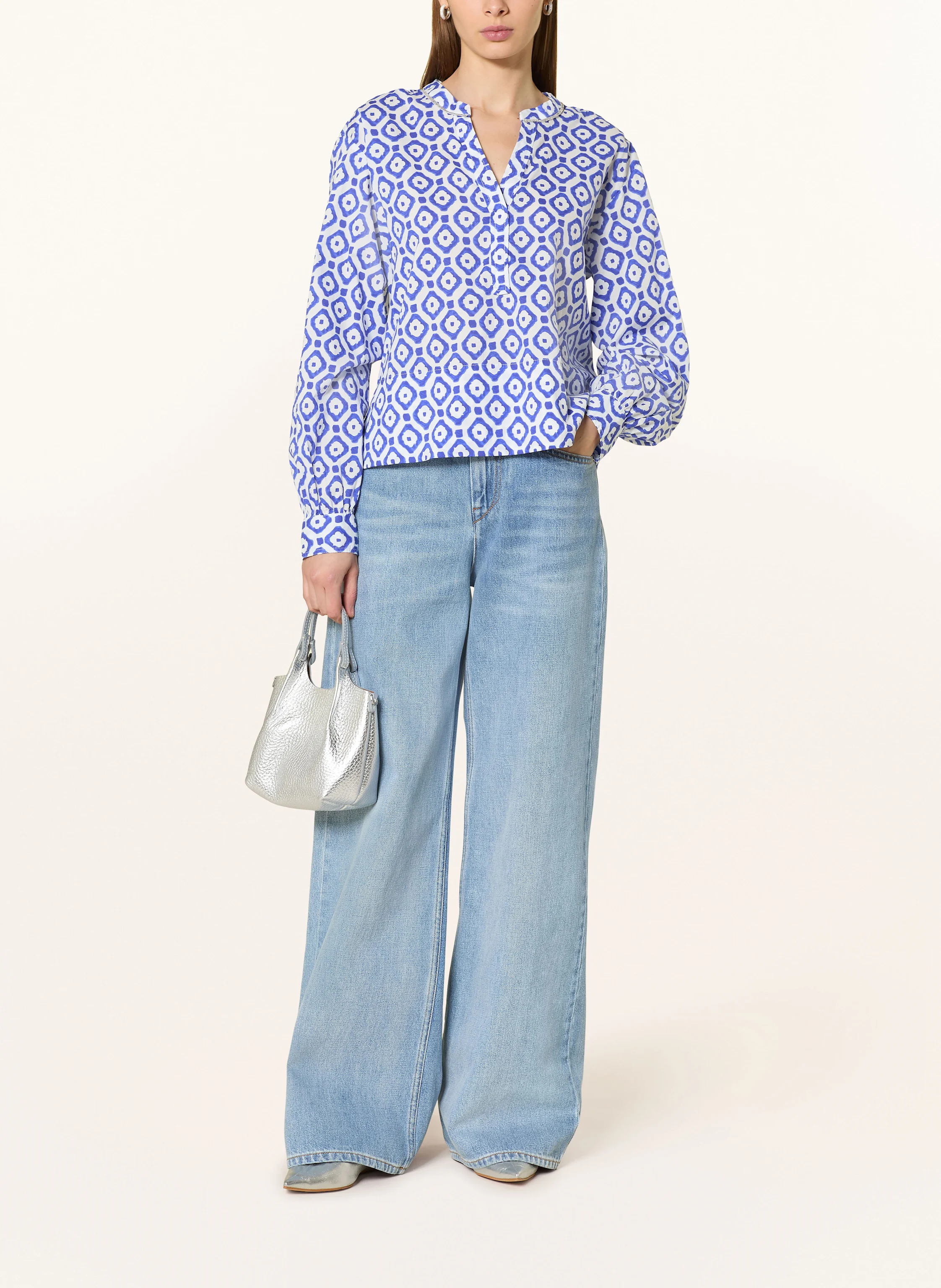 Emily VAN DEN BERGH Blusenshirt mit Schmuckperlen