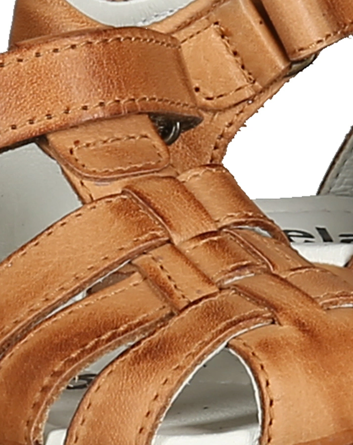Lauflernsandalen DEVE mit Zehenschutz in cognac