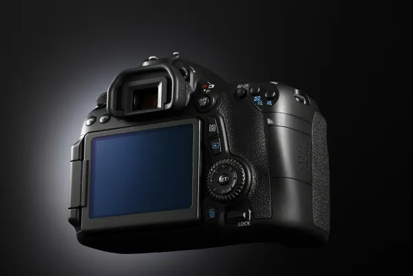 Canon EOS 70D - Digitalkamera - SLR - 20.2 MP - APS-C - 1080p - 3x optisk zoom EF-S 18-55 mm IS STM objektiv - Wireless LAN