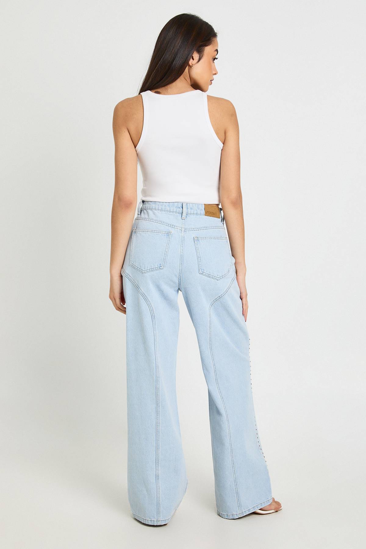 boohoo Jean Droit Taille Haute À Clous Style Western