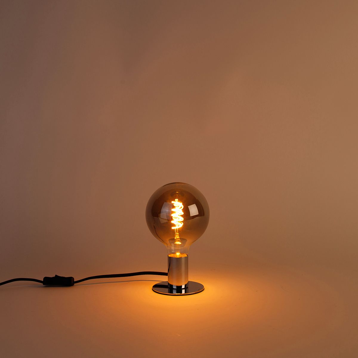 Set van 5 E27 dimbare LED gedraaid filament lamp G125 smoke 4W 120 lm 1800K