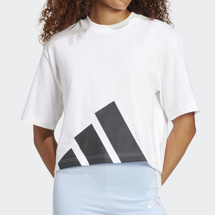 Adidas T-shirt boyfriend logo oversize Essentials