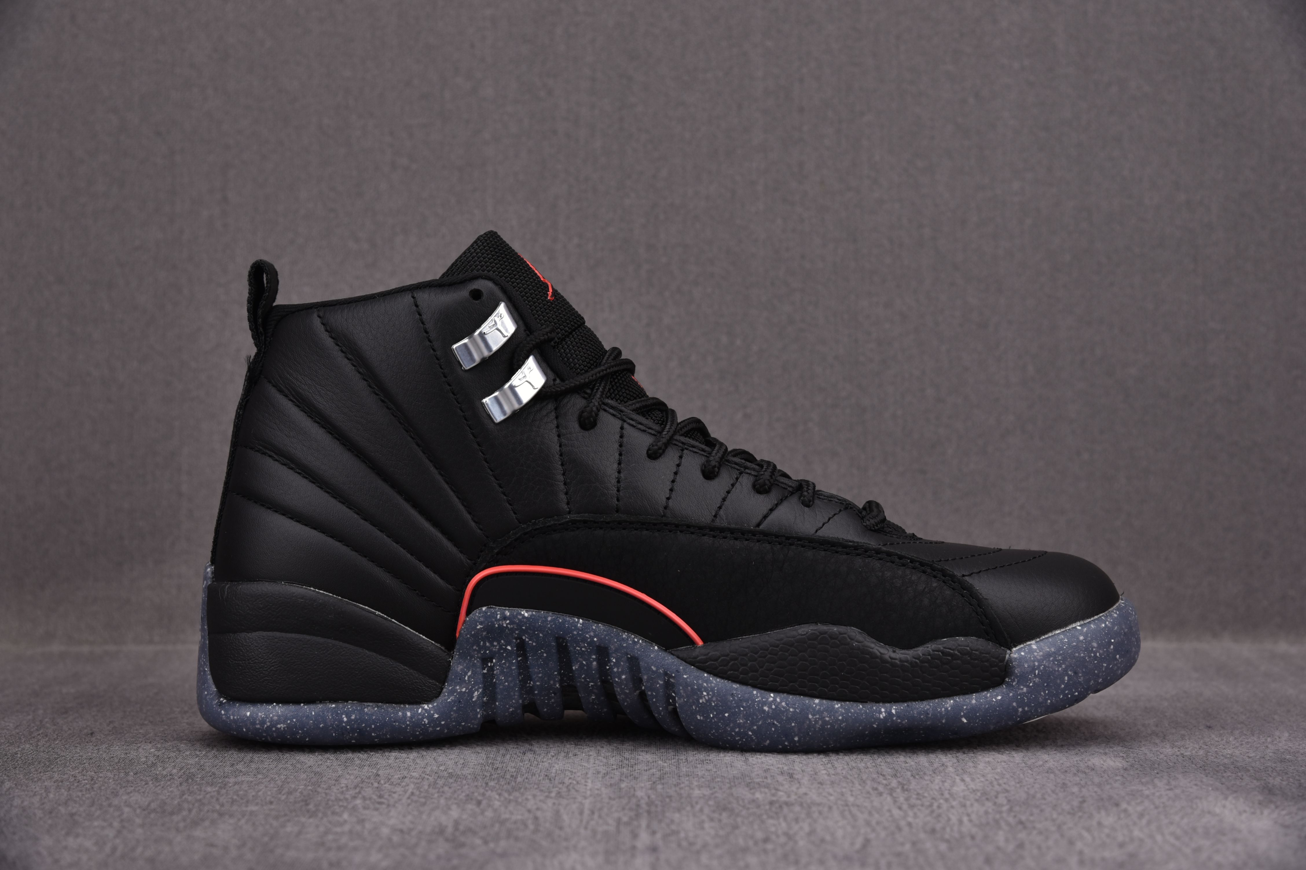 Jordan 12 Retro Utility