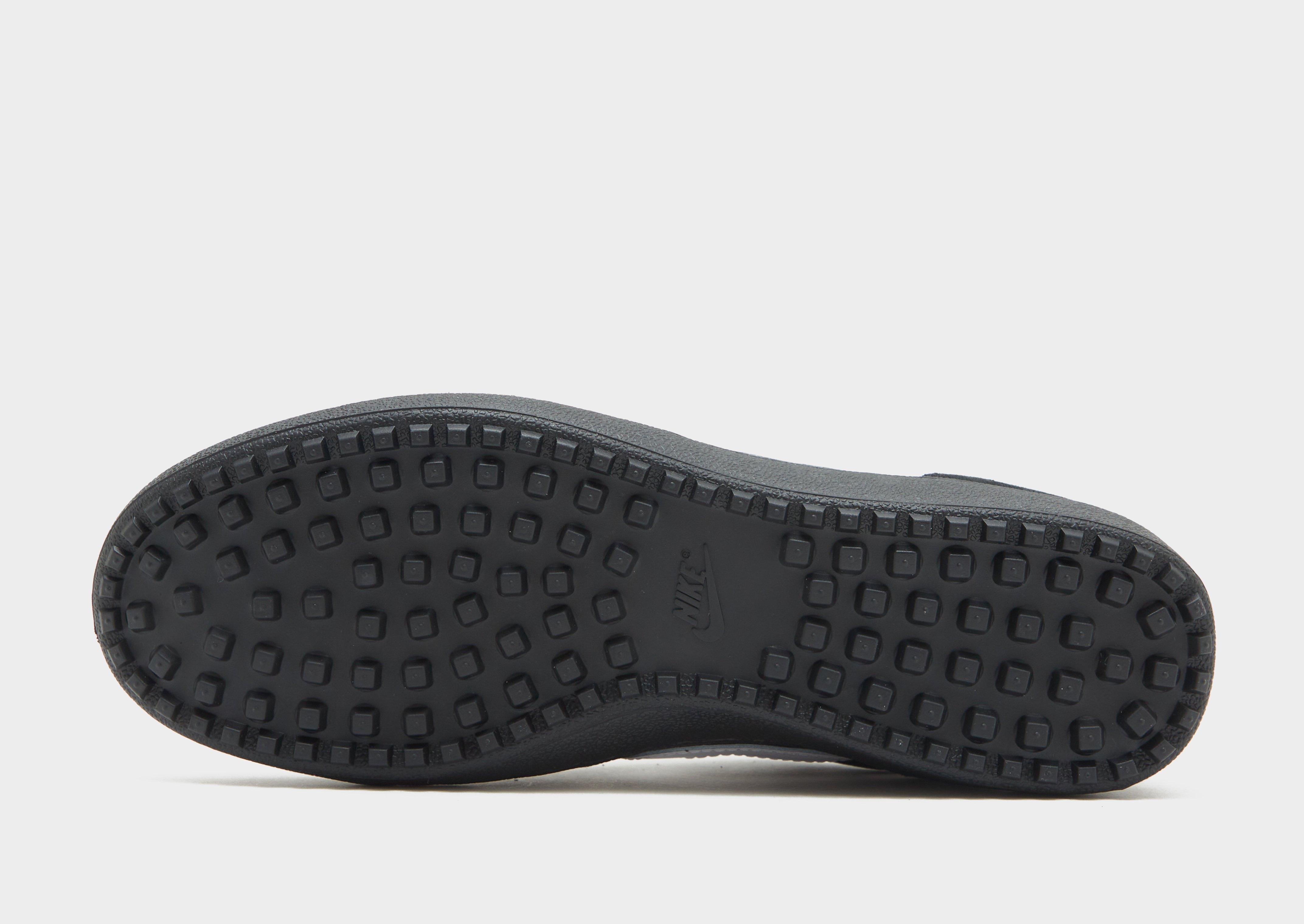 Nike Field General