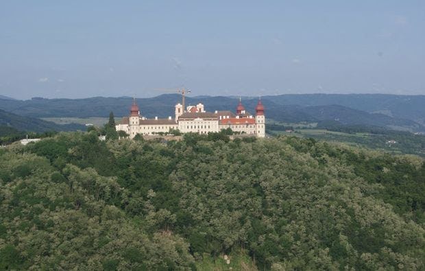 Hubschrauber-Rundflug durch die Wachau in Kilb bei St. Pölten als Geschenkidee