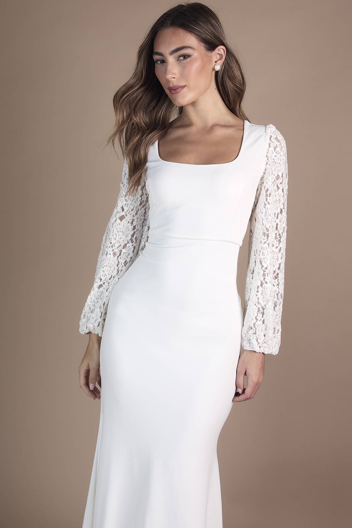 Coast Robe de Mariée Maxi Queue de Poisson à Encolure Carrée et Manches Statement